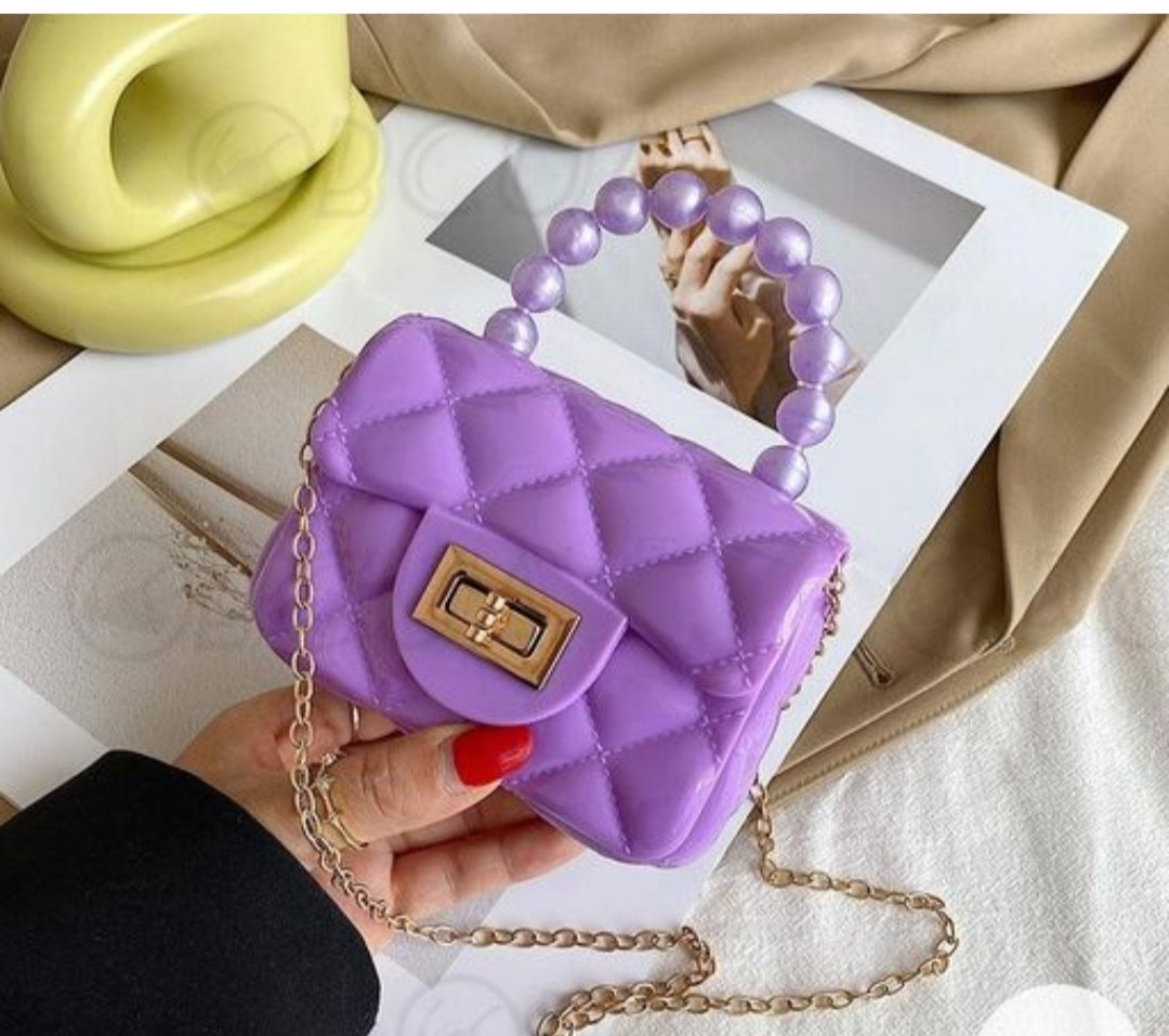 CHIC HANDBAG