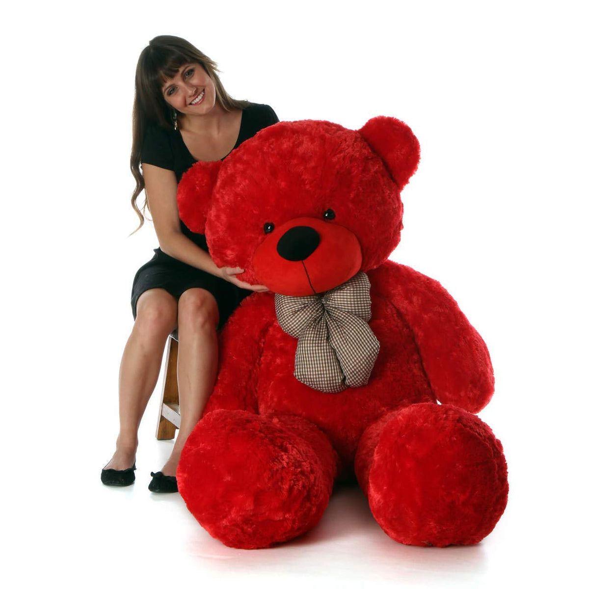 GIANT 4.5 FOOT TEDDY